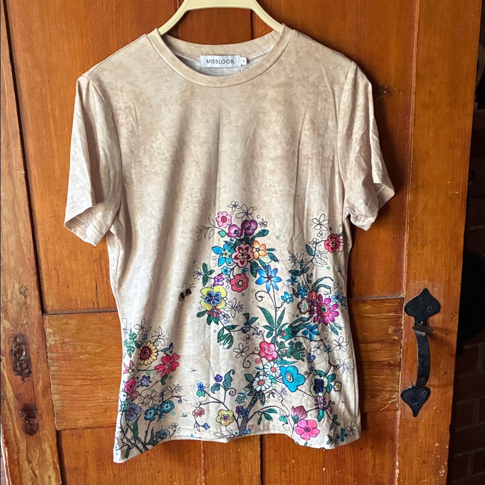 MISSLOOK Beige Floral T-Shirt